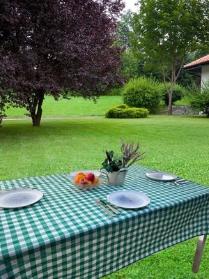 İlanib Ticaret 160X170 cm Yeşil Büyük Kare Desen Pötikareli Masa Örtüsü, Sofra Bezi, Piknik Örtüsü