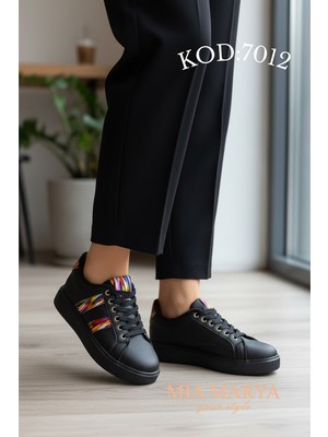 Mia Marya Şerit Detaylı Kadın Sneakers - Yüksek Tabanlı ve Konforlu Günlük Spor Ayakkabı