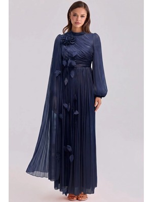 Olcay Broş Detaylı Pelerin Yoryo Ipek Tesettür Abiye Elbise K. Indigo 1256