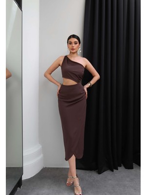 Esra Helvacı Tek Omuz Dekolteli Midi Elbise
