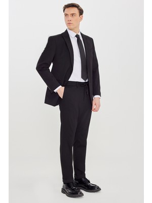 Altınyıldız Classics Erkek Siyah Slim Fit Kırlangıç Yaka Beli Bağlamalı Yan Cepli Takım Elbise