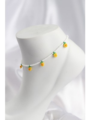 Mç Plus Beyaz Renk Boncuklu Papatya Motifli Halhal