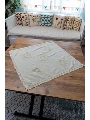 Daisy Home Kare Masa Örtüsü