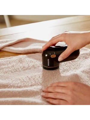 Daisy Home Philips Tüy Toplama Makinesi, Tüm Giysiler Için Uygundur, 2 Philips Aa Pil Dahildir, Hassas Giysiler Için, GC026/80