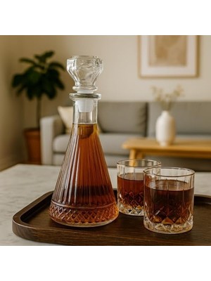 Daisy Home Kristal Desenli Cam Sürahi – Kapaklı Şeffaf Karaf, Su, Şarap, Likör ve Meşrubat Sunum Şişesi, Zarif Masa Dekoru