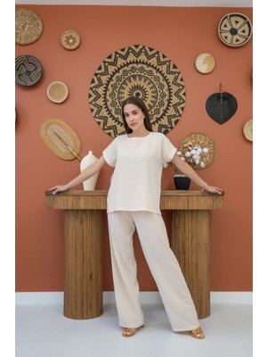 Modenya Bej T-Shirt ve Pantolon Takım