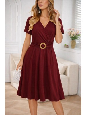 Modenya Kadın Kısa Kollu Kruvaze Yakalı Önden Toka Detaylı Kısa Viskon Elbise