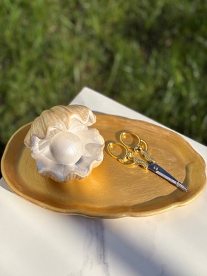 Mezra Art Söz & Nişan Yüzük Tepsisi Altın Renkli Sedefli - Altın Makas - Inci Detaylı Istiridye Tasarım