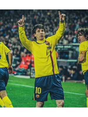 B.a.r.c.e.l.o.n.a 2008/09 Sezonu Lionel Messi Nostalji Forması (Sarı)