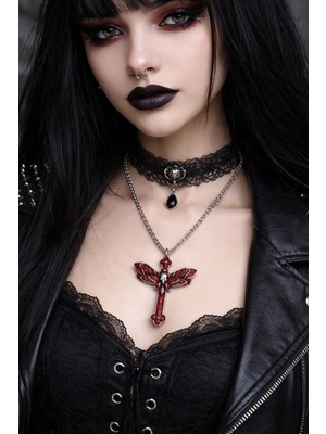 Herşey Nota Kırmızı Gotik Haç Kurukafa Butterfly Figürlü Unisex Kolye