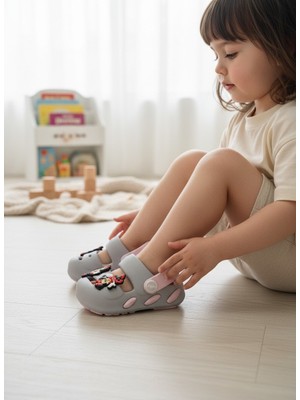 Kidessa 2246-AKINAL Unisex Bebek Figürlü Ultra Yumuşak Esnek Kaymaz Tabanlı Sandalet Terlik - NKT02246-AÇIK-GRI-21-22