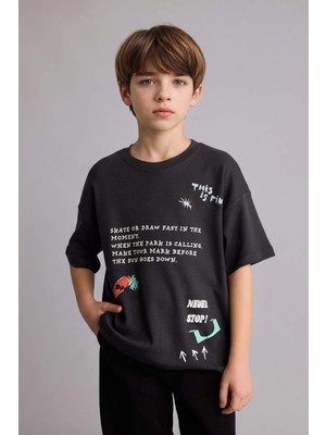 DeFacto %100 Pamuk New Regular Fit Bisiklet Yaka Kısa Kollu Tişört Erkek Çocuk H5712A826HS