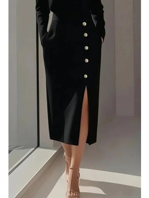 Periliçekeçe Kadın Uzun Kollu Bisiklet Yakalı Yandan Yırtmaçlı Düğmeli Midi Ithal Krep Elbise