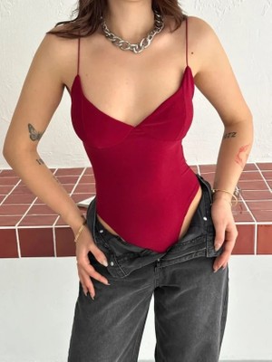 Periliçekeçe Derin Dekolte Askılı Body Sırt Dekolteli Şık Kolsuz Yazlık Bodysuit - Kırmızı