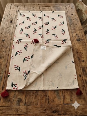 %70 Pamuk %30 Polyester Faralya Life Çiçekli Püsküllü Pamuklu Runner -Desenli Masa Örtüsü 45X140 cm