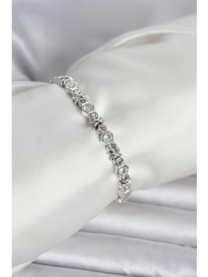 Toptan Bulurum Pirinç Gümüş Renk Petek Model Zirkon Taşlı Kadın Bileklik