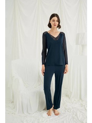 Modenya Sırt Dekolteli Uzun Kollu Tüllü ve Dantelli Pijama Takımı