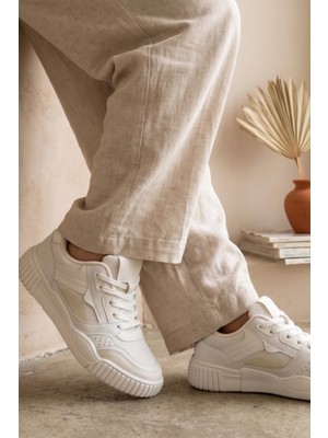 In Step Premium Serisi – Kalın Tabanlı Beyaz Kadın Sneaker