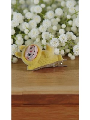 Famemus Accessory Labubu Model Çocuk Pens Toka 8cm Sarı Renk