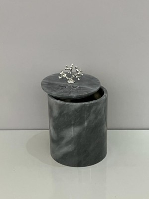 PremiumPort Gri Mermer Çöp Kovası, Gümüş Mercan Aksesuarlı, Şık ve Şık Tasarım