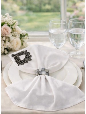 Black Diamond Beyaz Peçete 34X34 cm – Nişan Masa Peçetesi, Davet Sofrası, Işlemeli Çeyizlik Peçete