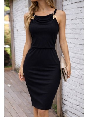 Zenvia Kadın Omuzlardan Açık Degaje Yakalı Toka Detaylı Viskon Kısa Elbise