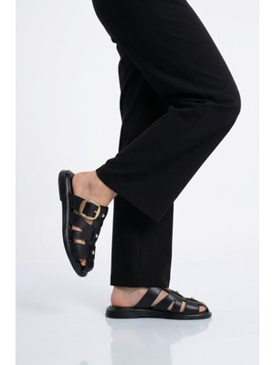 Ayakmod Siyah Yumuşak Tabanlı Önü Kapalı Kadın Terlik 322224 Z