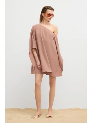 Love My Body Moda Tutkusu Tek Omuz Mini Krep Elbise Kahve 124M2345000
