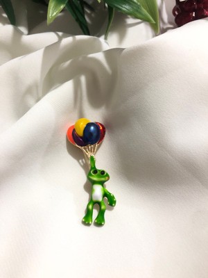 Deniz Accessories Uçan Balonlu Kurbağa Broş