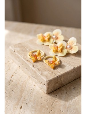 Katia & Bony 4'lü Kelebek Aksesuarlı Çiçekli Sarı Toka Seti