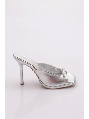 Dgn PM44-K4512 Kadin Topuklu Terlik