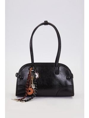 Lale Butik Levidor Charm Detay Askılı Premium Çanta 930300 Siyah