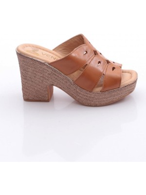 Venüs 20221302Y Kadın Deri Terlik