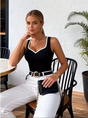 Pileli Store Pilelistore- Kadın Askılı Kalp V Yakalı Dalgıç Bluz