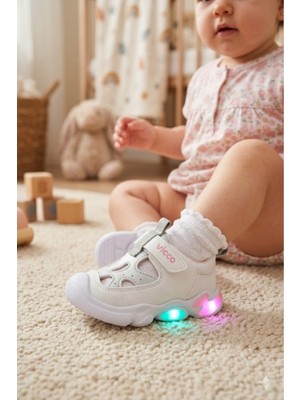 Vicco Işıklı Hafif ve Yazlık Kız Ortopedik Ilk Adım Sandalet