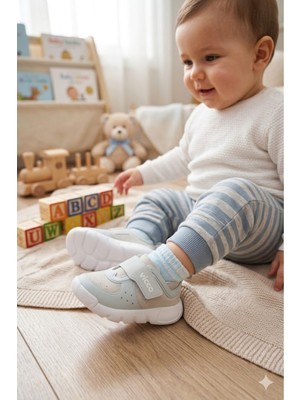 Vicco Kolay Giyilebilir Hafif ve Esnek Unisex Erkek Ilk Adım Ayakkabısı