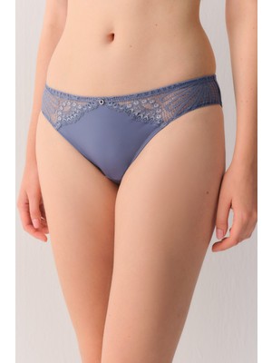 Suwen Dantelli Slip Külot Mavi Renk Örme Kumaş Tekli Paket İçeriği ile Şık Tasarım
