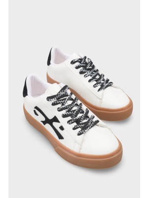Capone Outfitters Nissie Yan Detaylı Bağcıklı Konforlu Taban Günlük Spor Kadın Sneaker Ayakkabı