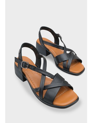 Capone Outfitters Noreen Hakiki Deri Orta Topuklu Kadın Sandalet
