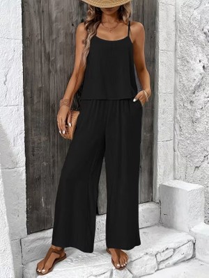 Sun & North Sun&north Kadın Ip Askılı Yuvarlak Yakalı Aerobin Kısa Bluz ve Pantolon Ikili Takım