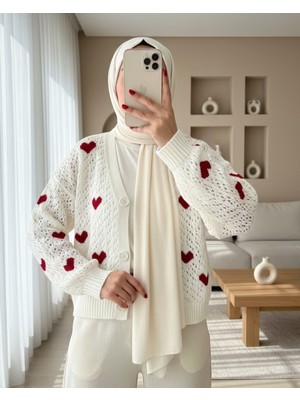 Moda Morfo Kalp Desen Düğmeli Ajurlu Triko Hırka -Ekru