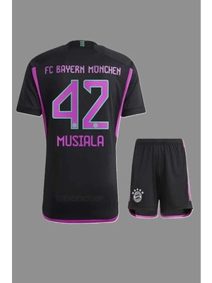 J,a,m,a,l, M,u,s,i,a,l,a, 2023-24 Sezonu Bayern M,ü,n,i,h, Çocuk Forması 4'lü Set