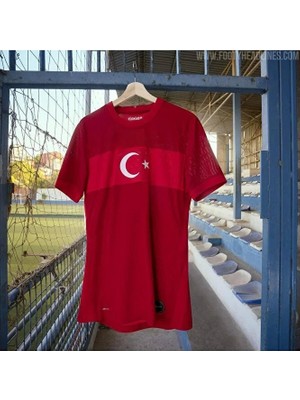 Türkiye Euro 2024 Isimsiz Kırmızı Iç Saha Forması