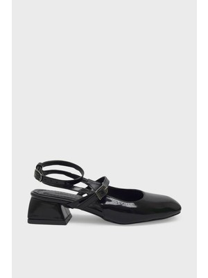 Kanuga Kadın Kısa Topuk Ayakkabı Siyah Rugan LPA840