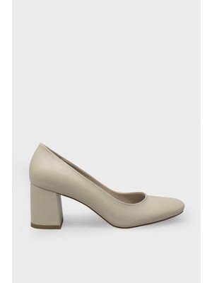 Kanuga Kadın Küt Burun Kalın Topuklu Ayakkabı Bej K-EST226