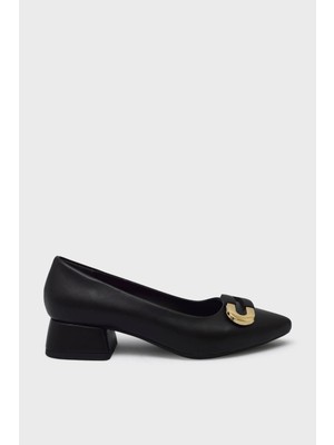 Kanuga Kadın Tokalı Sivri Burun Topuklu Ayakkabı Siyah LPA604