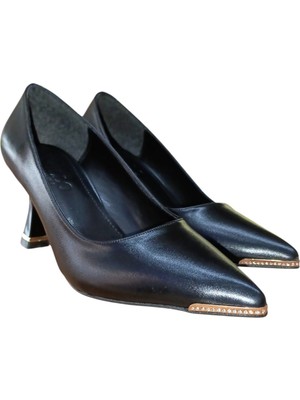 Stillo 814 Kadın Burun Taş Detaylı Kadeh Ökçe Stiletto Siyah
