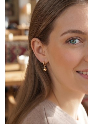 Sacce Scarves & Accessories Mini Top Charm Halka Küpe – Minimal Sallantılı Küpe (1 Çift)