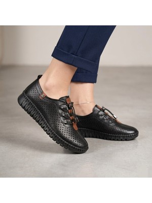 Voyager Lastikli Bağcıklı Hakiki Deri Rahat Hafif Kadın Günlük Ayakkabı Z833