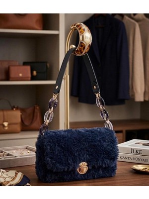 İlke Çanta Dünyası Ilke Çanta Dünyası Kadın Lacivert Pelüş Omuz Çantası - Altın Zincir Detaylı Yumuşak Dokulu El - Omuz Çantası
